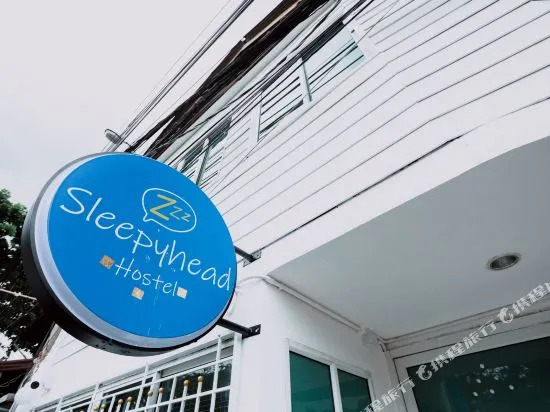 Sleepyhead Hostel