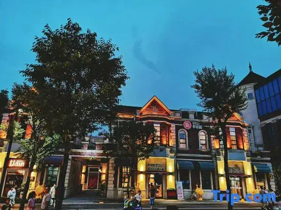 Impression Light Luxury Hotel (Changsha South High-speed Railway Station)