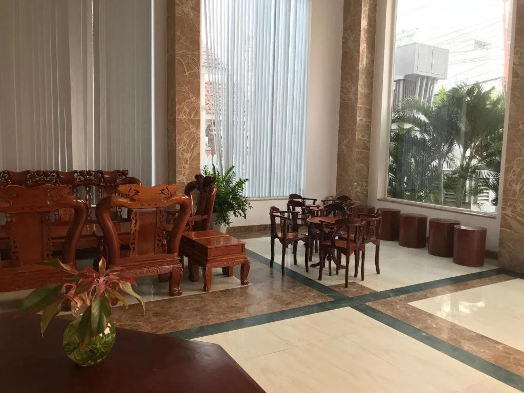 Thi Long Phung 2 Hotel