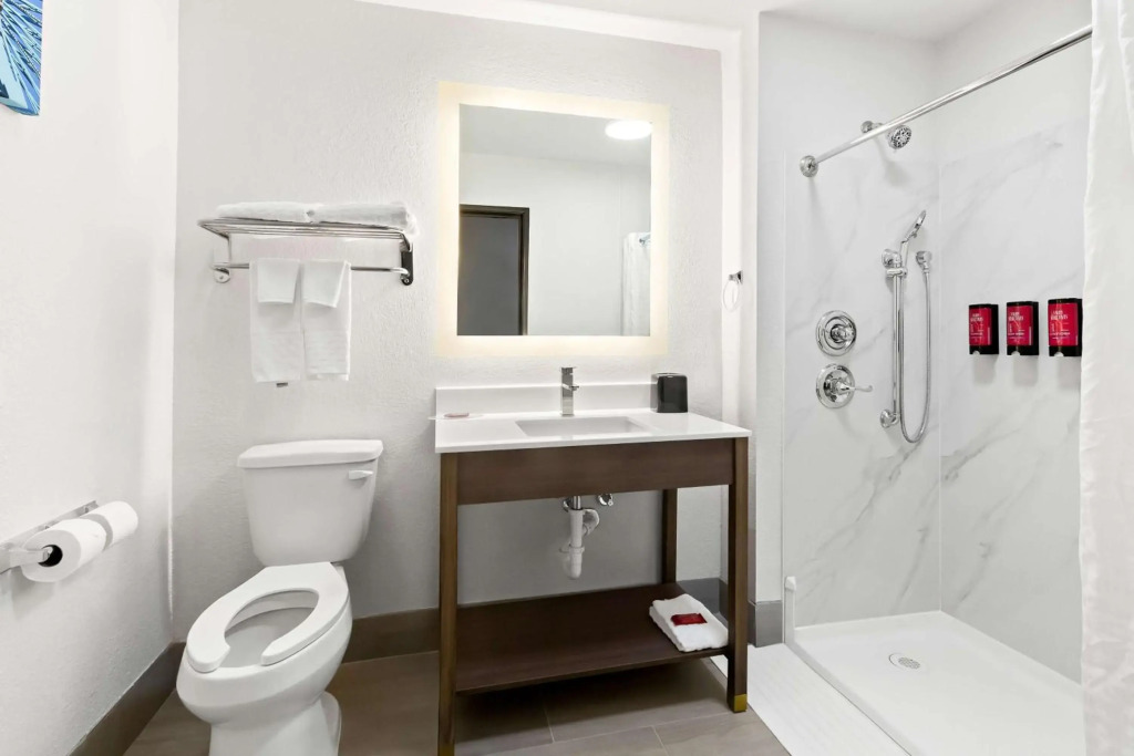SureStay by Best Western Groves