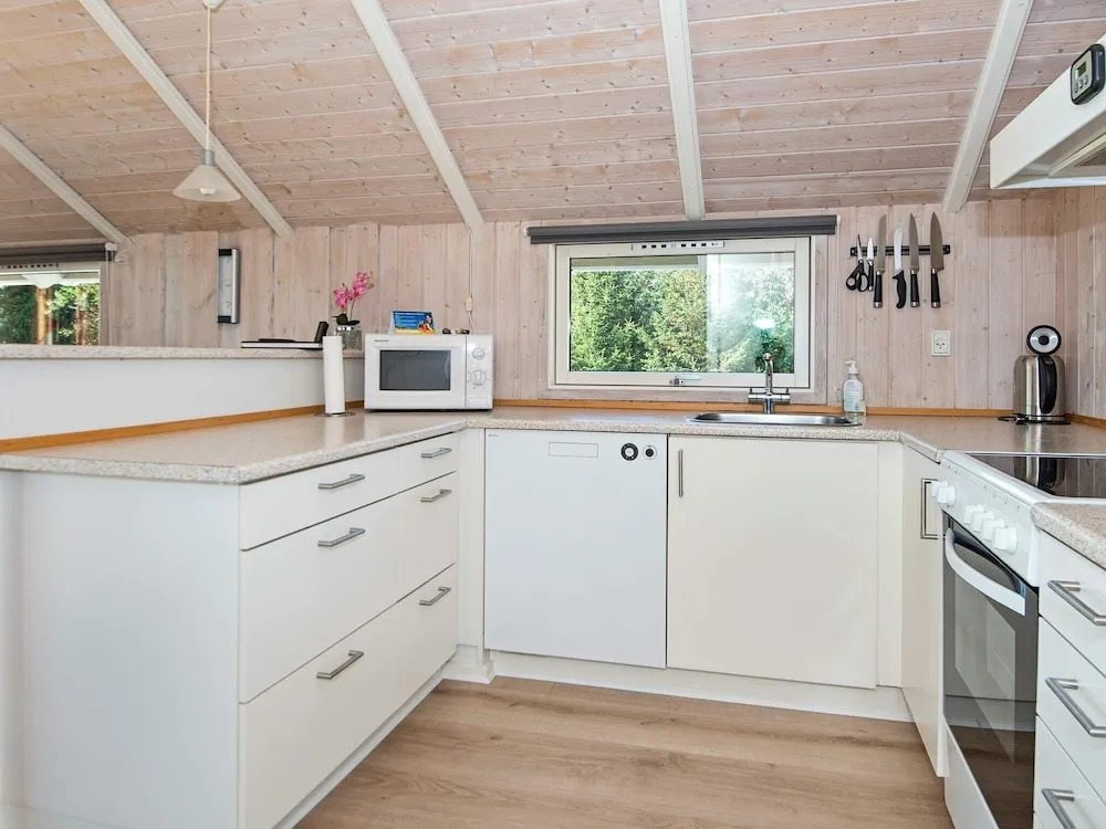 Spacious Holiday Home in Hemmet With Whirlpool