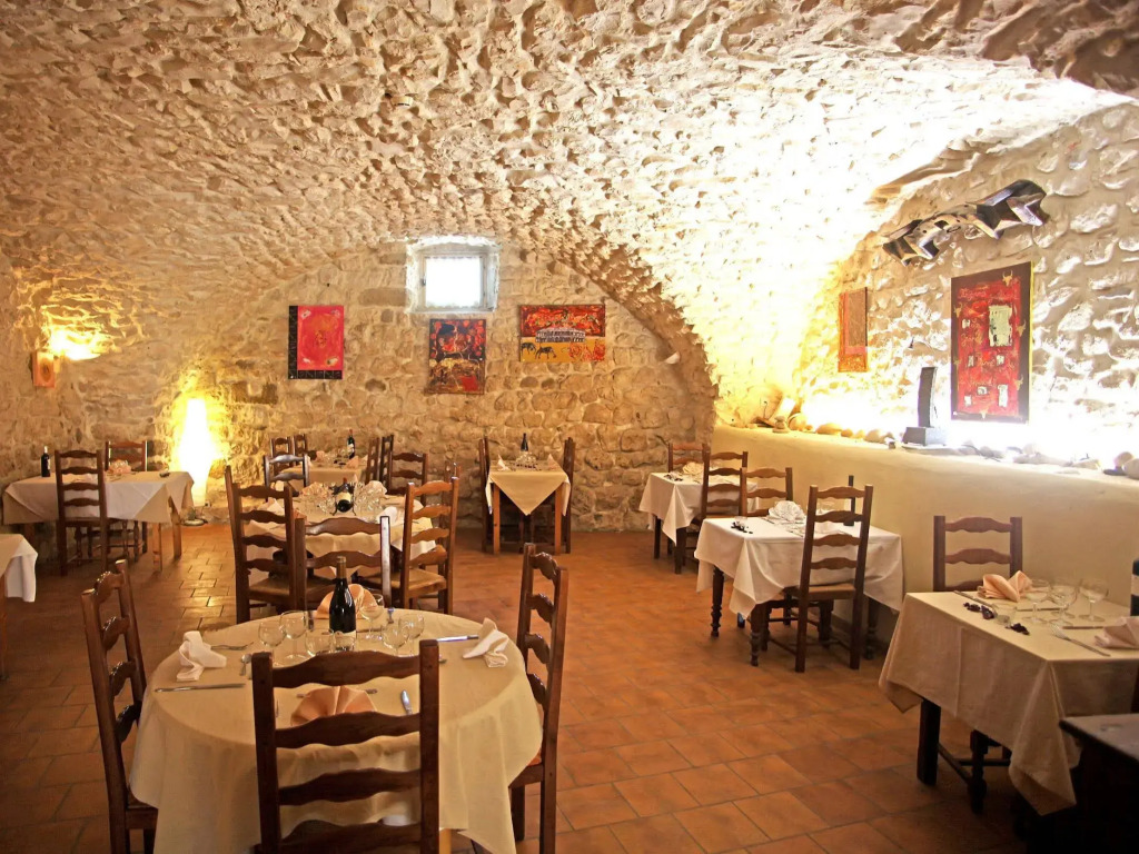 Logis Hotel Restaurant LEsquielle