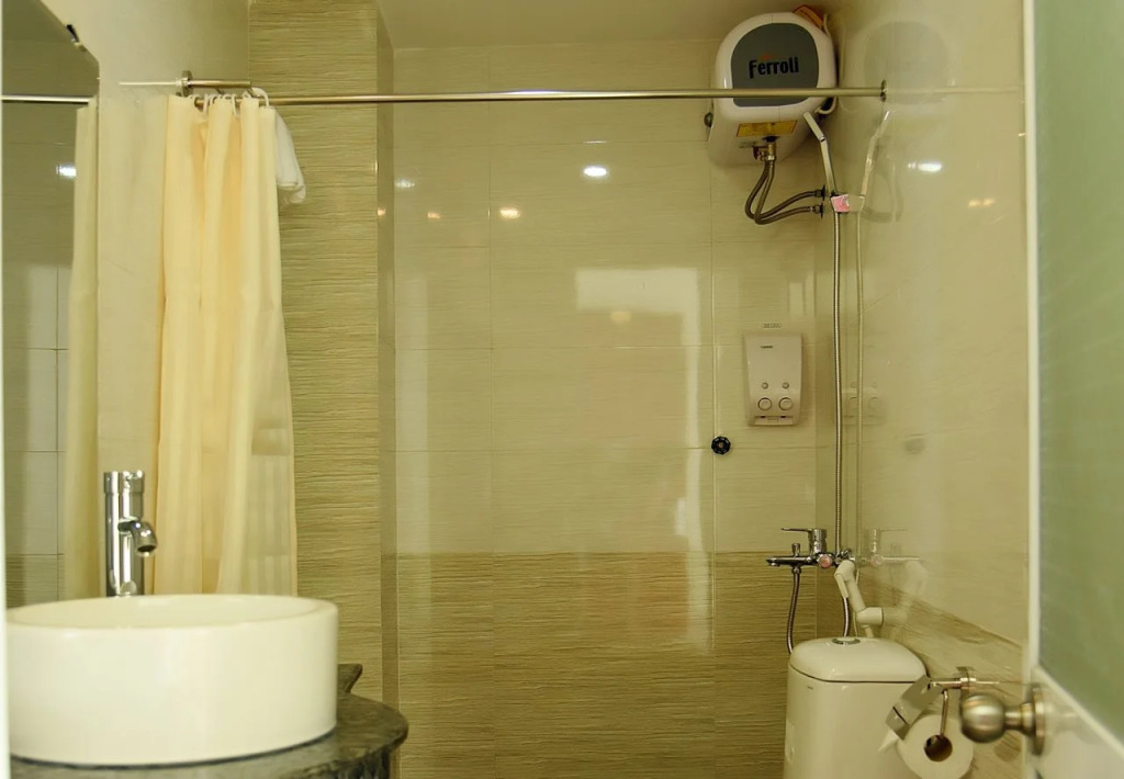 Ly Ky Hotel 2