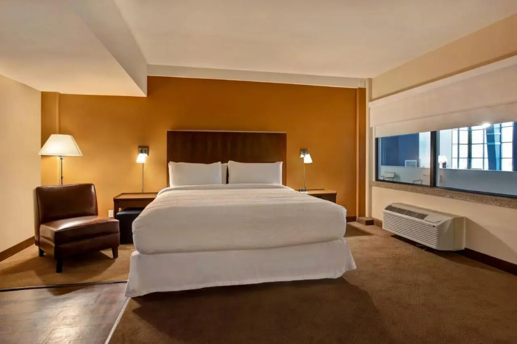 Holiday Inn Peoria-city Centre