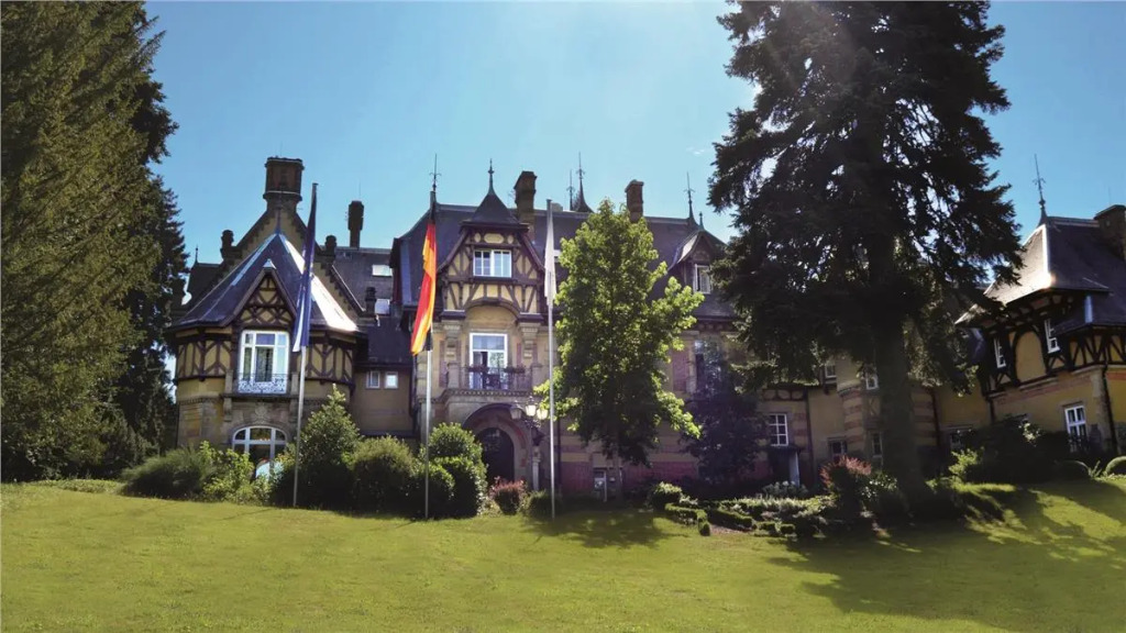 Villa Rothschild, Autograph Collection