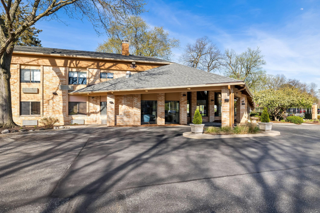 AmericInn by Wyndham Delafield-Waukesha-Milwaukee