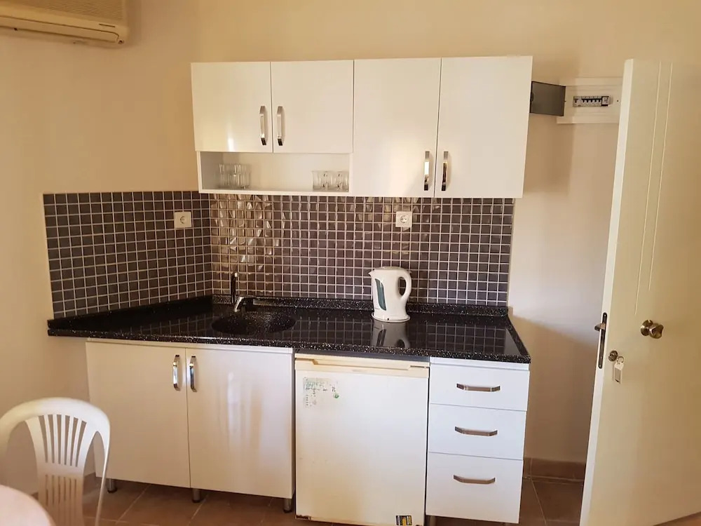 Selenya Apart Hotel