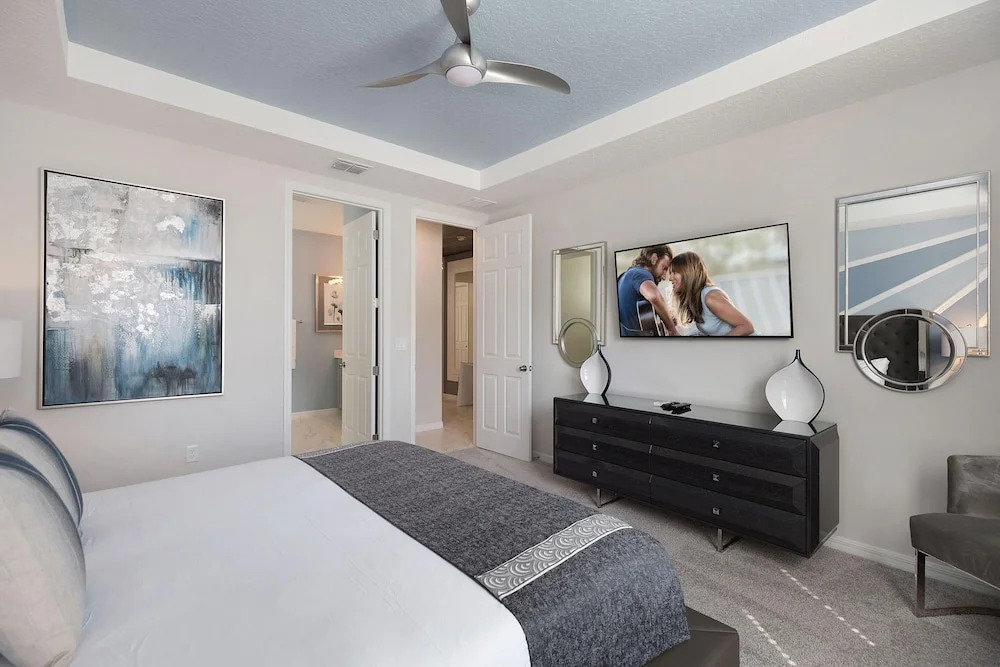 Sr009v: 8 Bed, Moana, Harry Potter, Ping Pong, Shuffle Board