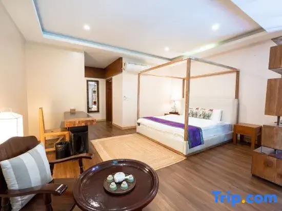 White Tea Hotel