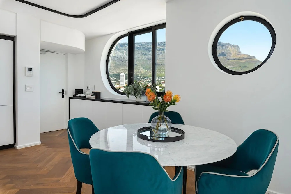 Tuynhuys Luxury Serviced Apartments
