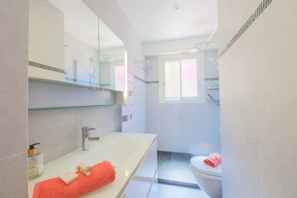 Villa Henrietta AP4070