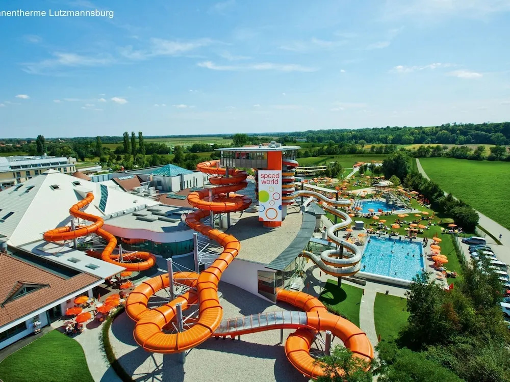 Spacious Apartment in Lutzmannsburg With Swimming Pool