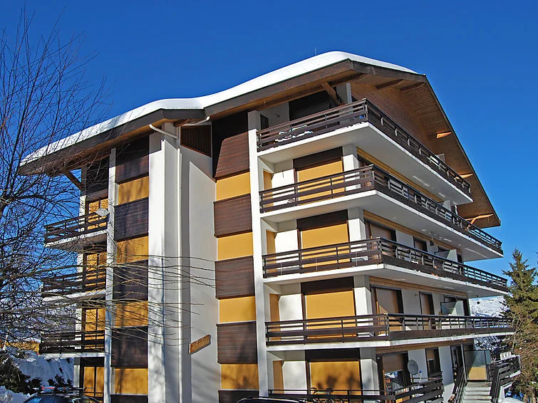 Apartment Diana E2 by Interhome