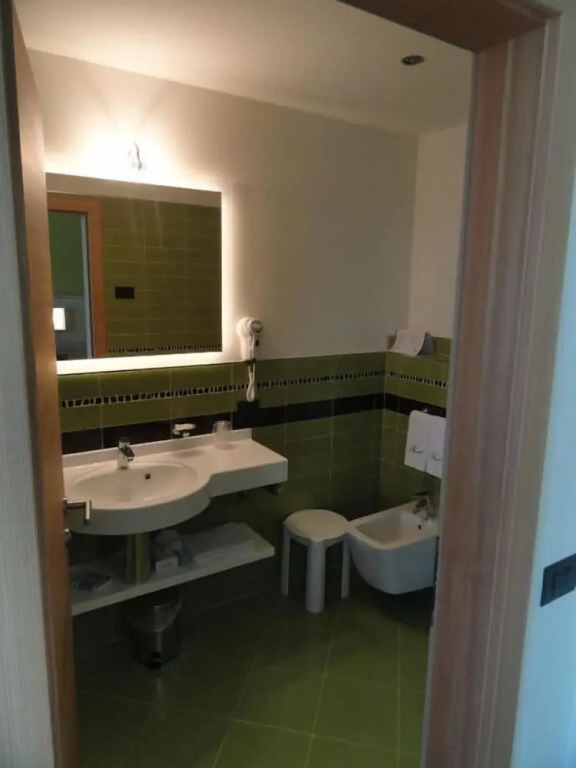 Viridis Hotel