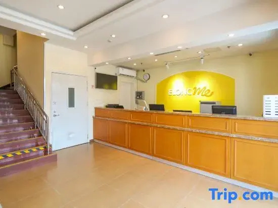 Yixuan Hotel (Beijing West Railway Station Lize Bridge)
