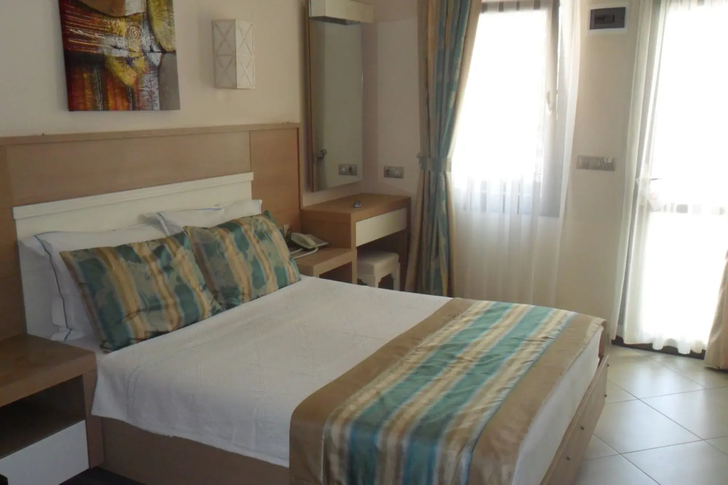 Costa Asmin Hotel