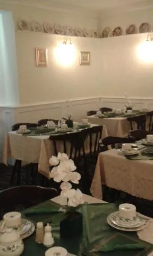 Park Lane Hotel