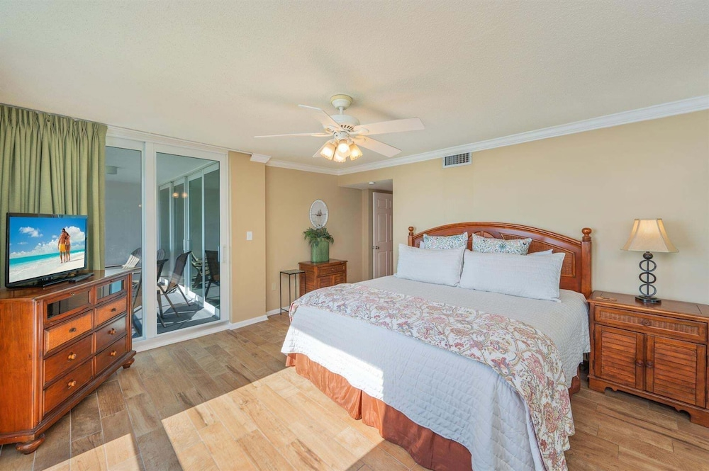 Shoreline Towers 2054 2 Bedroom Condo