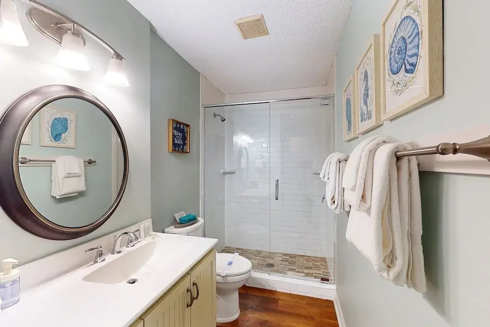 Charming Dog-friendly Home With Deck, Golf Nearby, Full Kitchen, & Washer/dryer