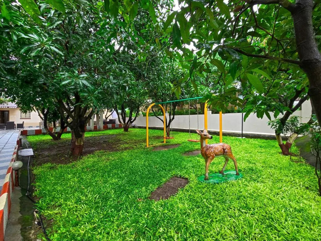 Freesia Resort by Express Inn
