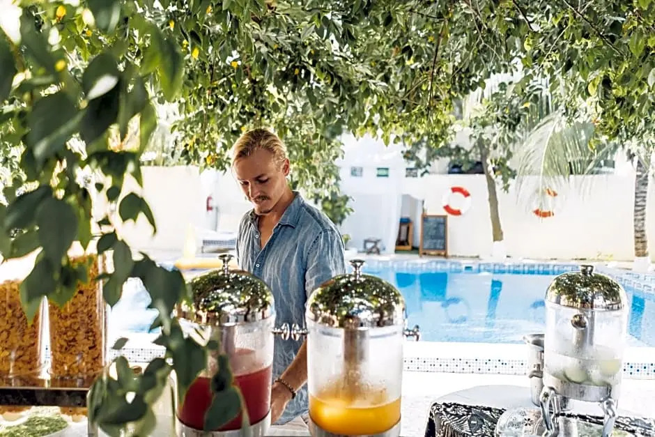 Antonio Garden Hotel