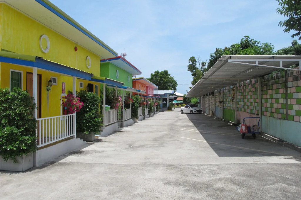 The Colorfull Resort