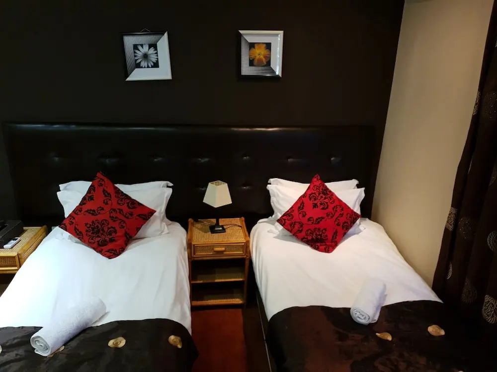 Houghton Guest House
