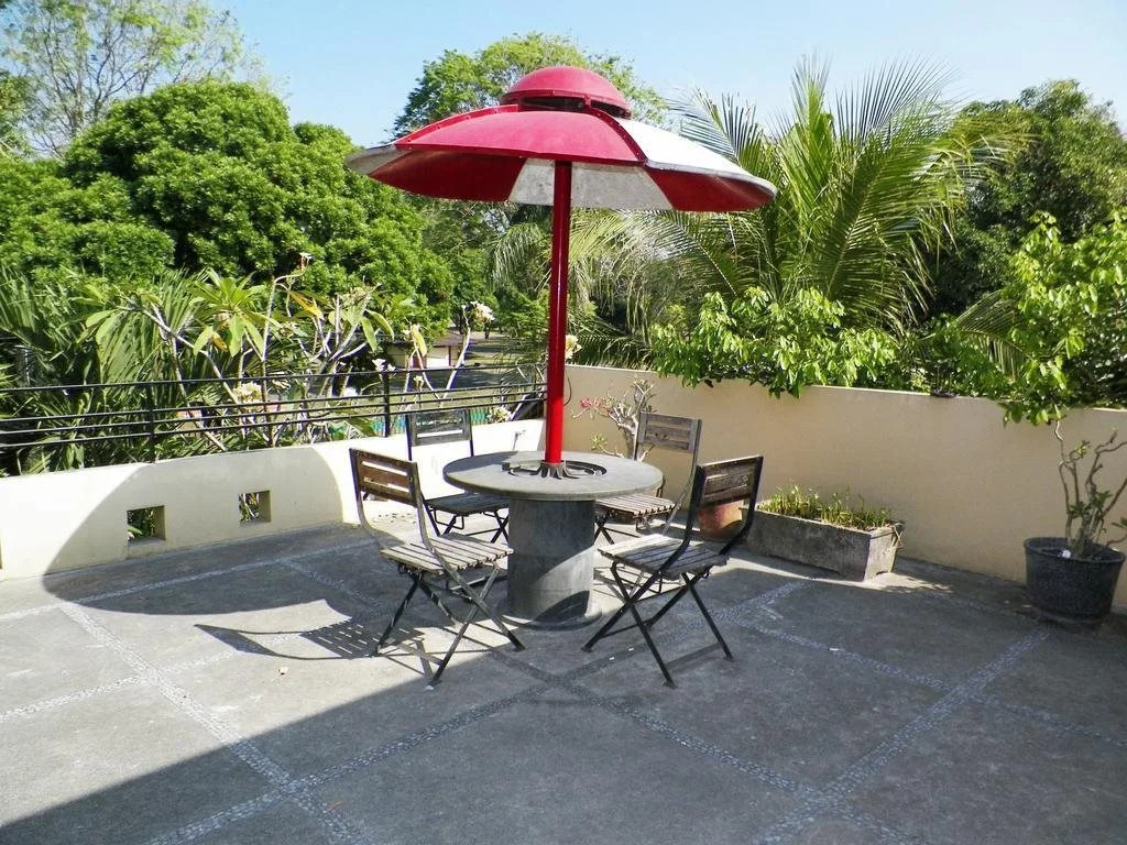 Candi View Hotel