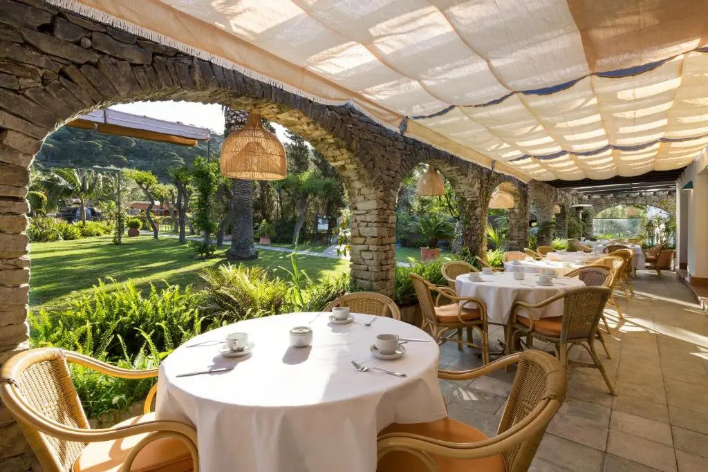 Hotel Punta Sur
