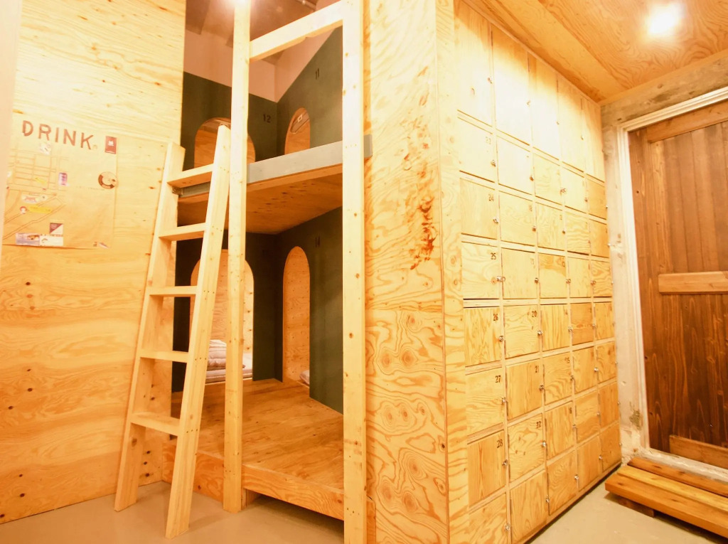 Ishigaki Guesthouse HIVE