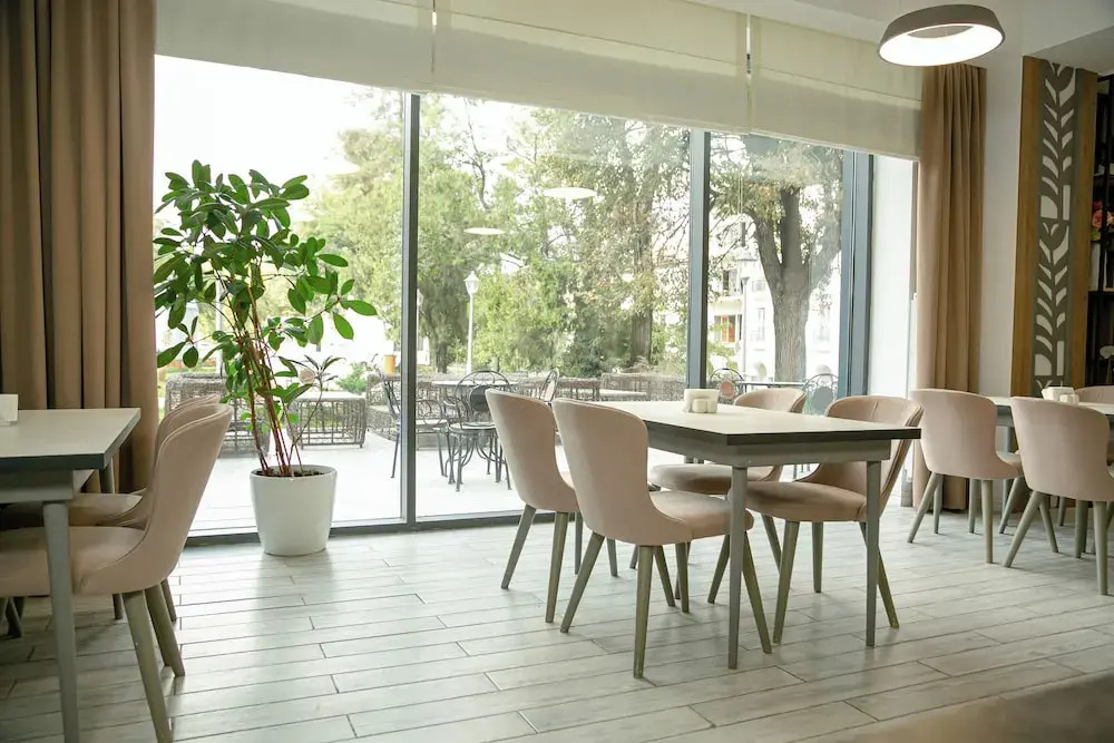 Qarabag Hotel