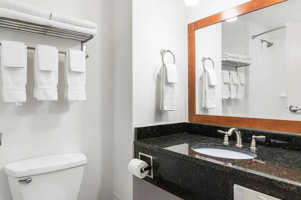 Best Western PLUS Westgate Inn and Suites