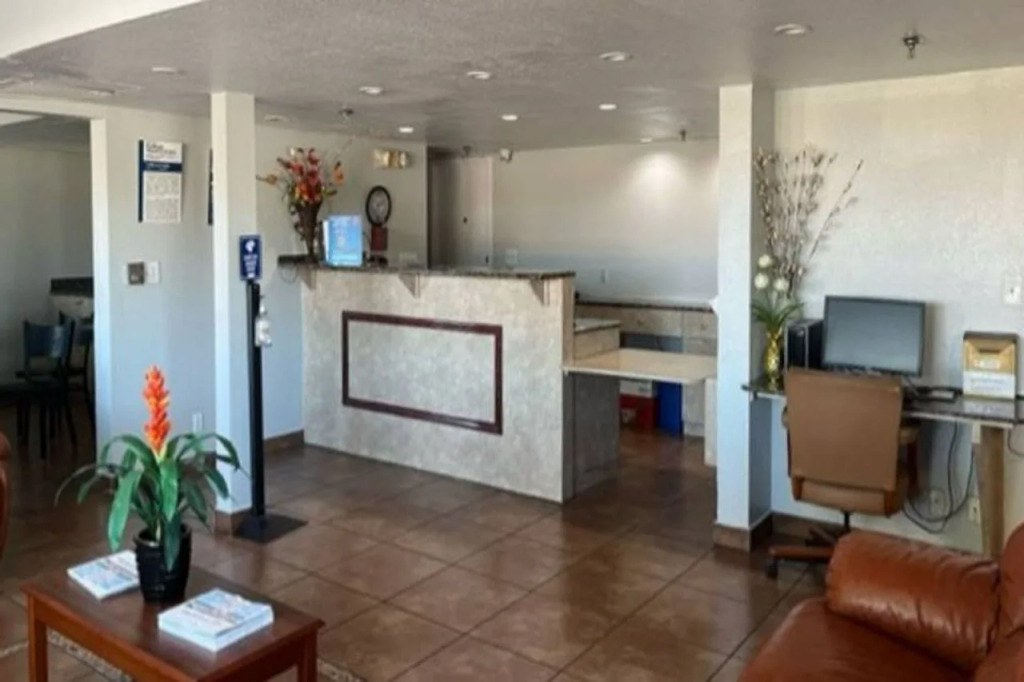 Motel 6 Riviera Beach FL