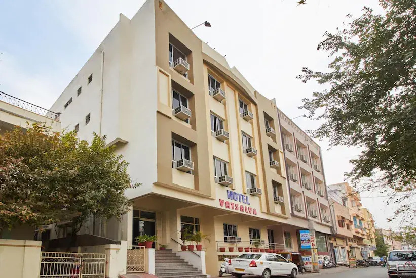 hotel vatsalya