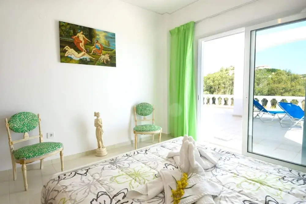 Apartment With 2 Bedrooms in Agios Nikolaos, With Wonderful sea View, Furnished Terrace and Wifi