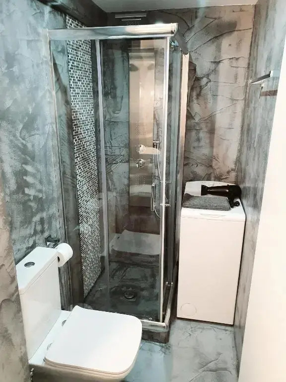 Lux apartment 13 with yard in the heart of Athens