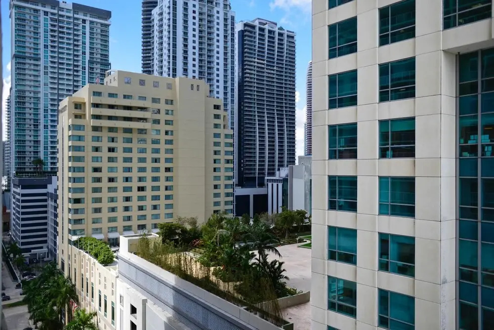Amazing Studio Apt BRICKELL With pool