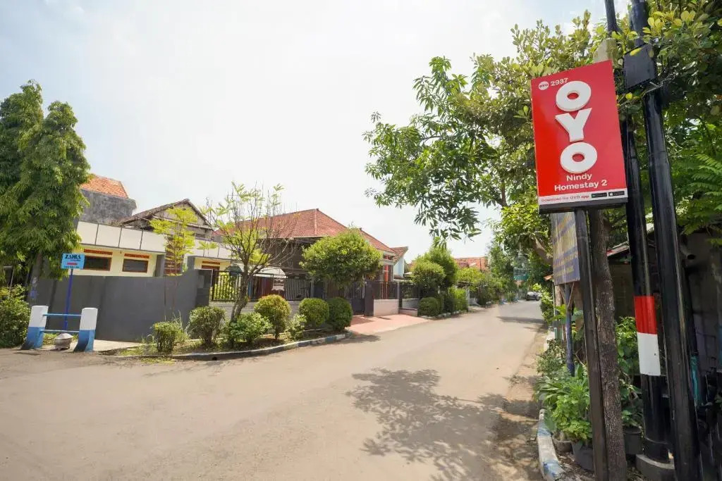 OYO 2937 Nindy Residence 2