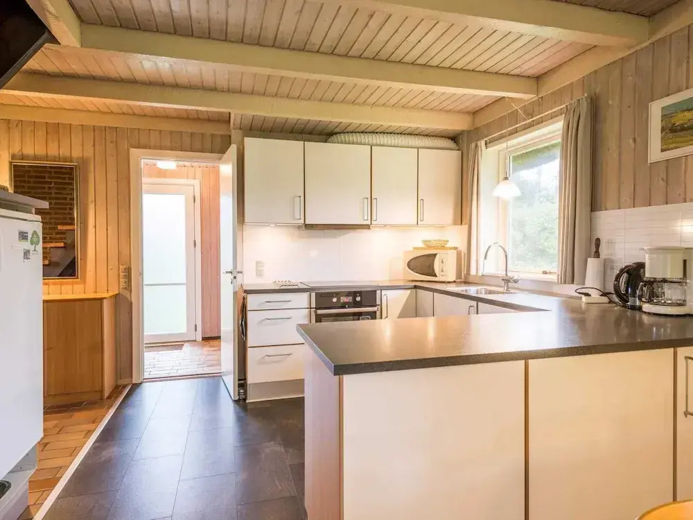 6 person holiday home in Henne