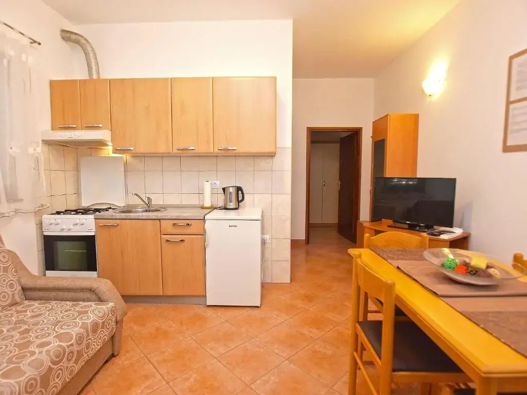 Apartment 1136