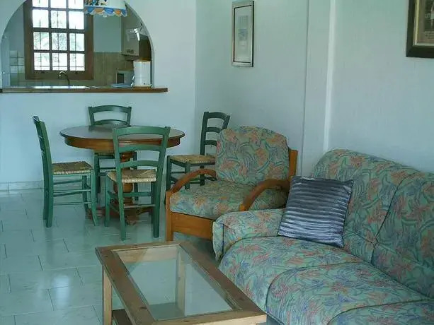 Apartamentos Zenia 3000