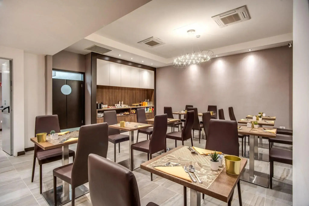 MZ HOTEL