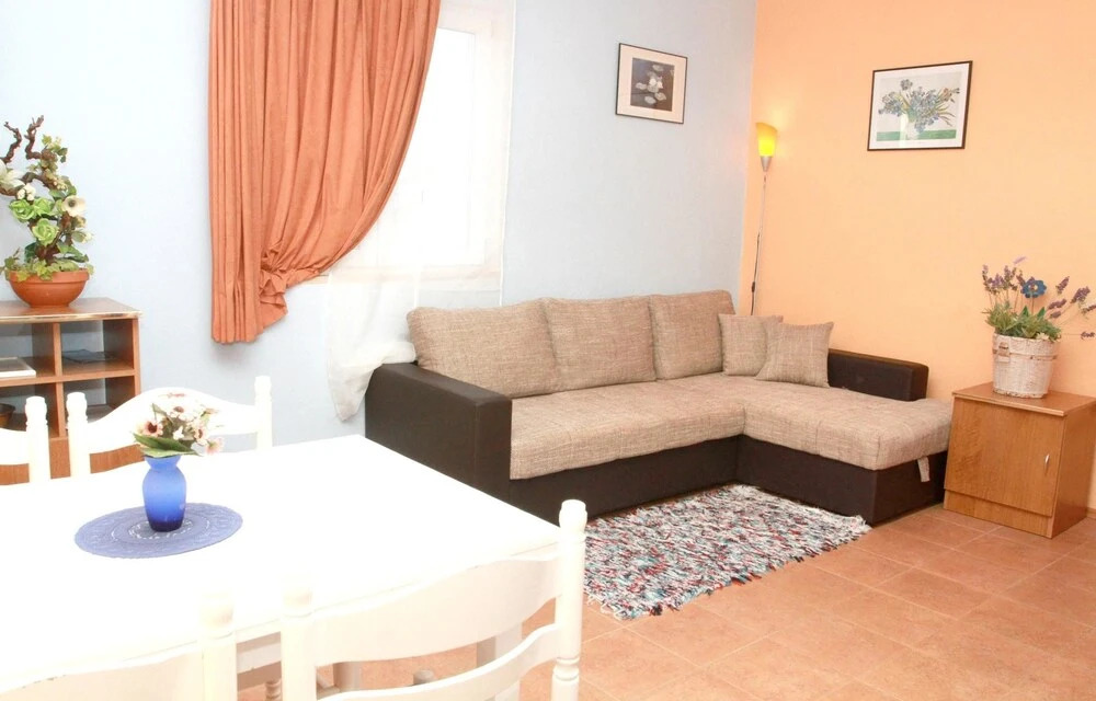Apartment With one Bedroom in Okrug Gornji, With Wonderful sea View, E
