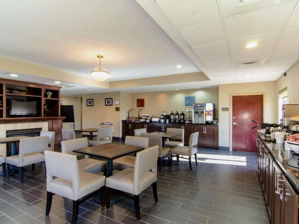 Clarion Pointe Apex - Holly Springs