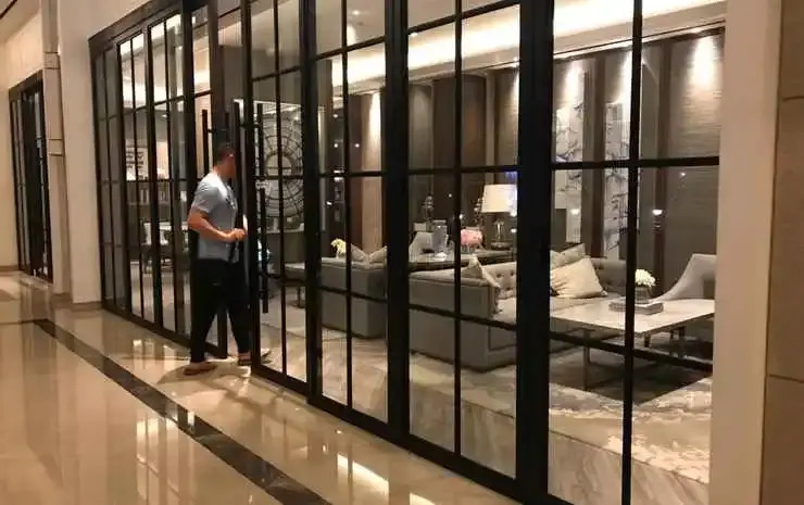 Luxury LaRiz Mansion Condominium