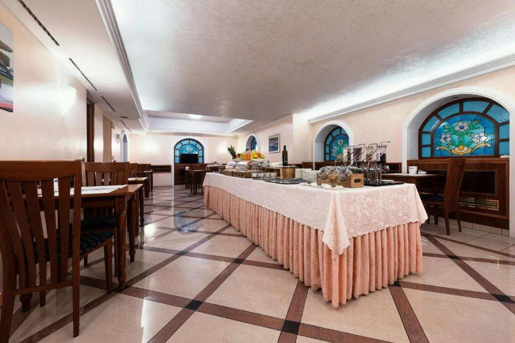Mokinba Hotels Montebianco