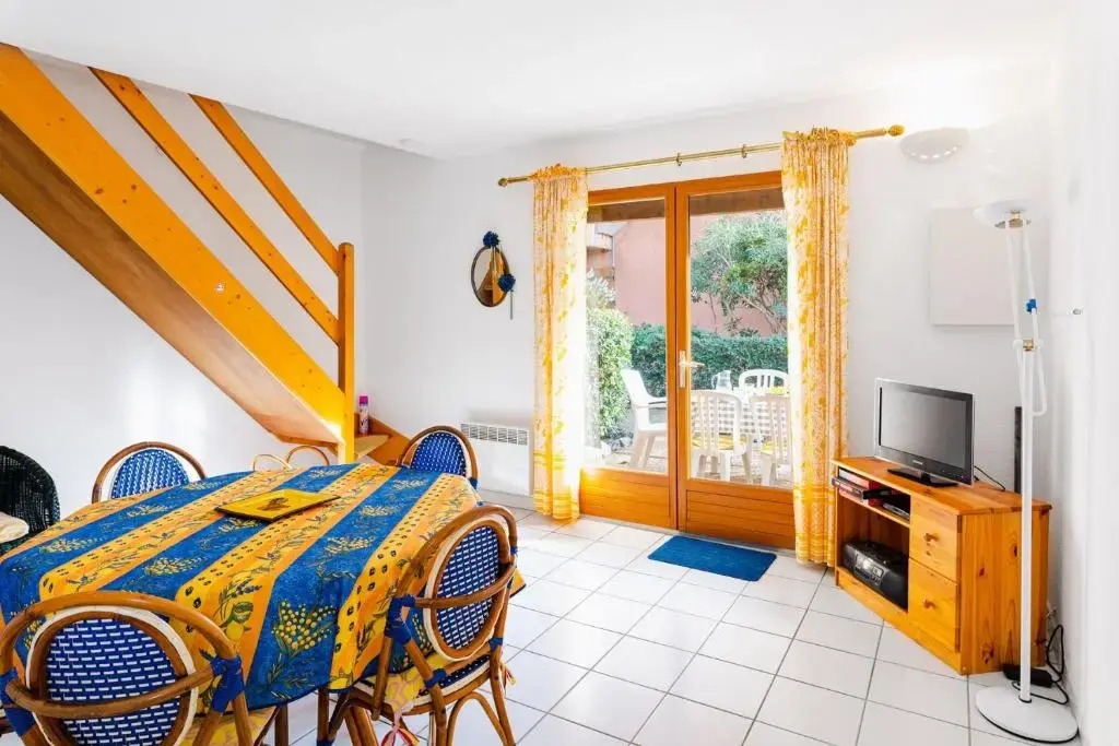 MM42 : Pavillon 3 pièces 4 couchages NARBONNE-PLAGE