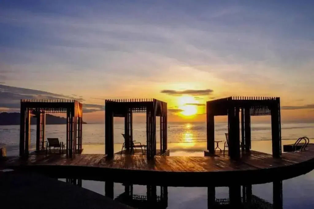 AISI3 Studio Seaview at Tanjung Lumpur