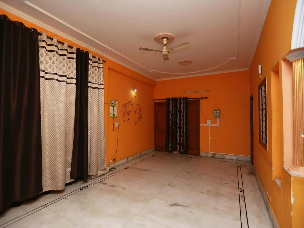 OYO 11752 Hotel Sun Palace Residency