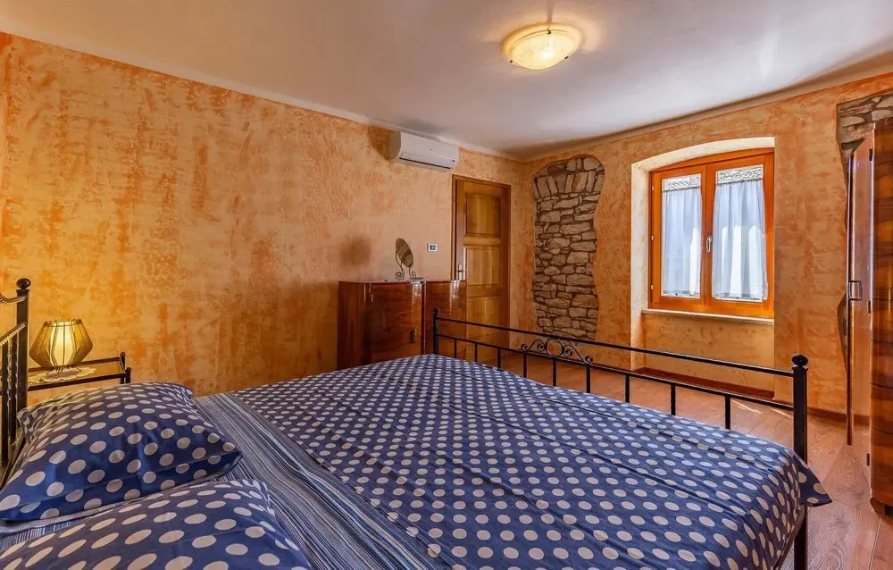 4 Bedroom Pet Friendly Home In Medulin